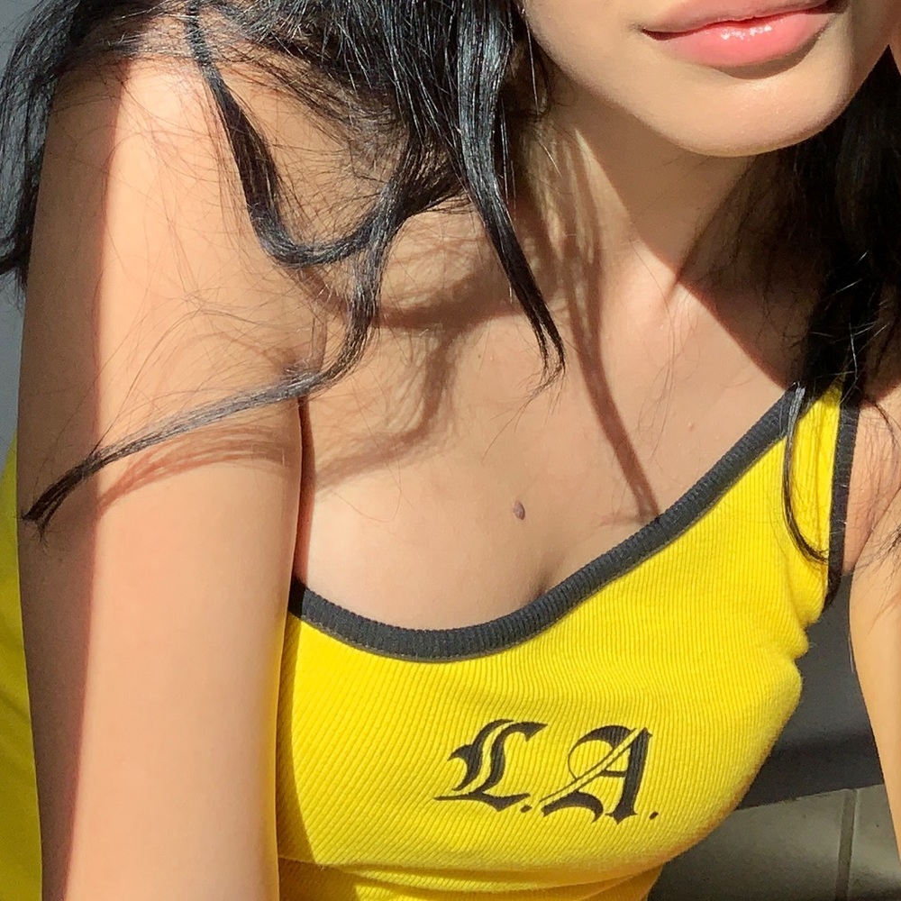 LA crop top💛